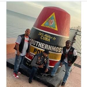 Meet your Posher, Barry